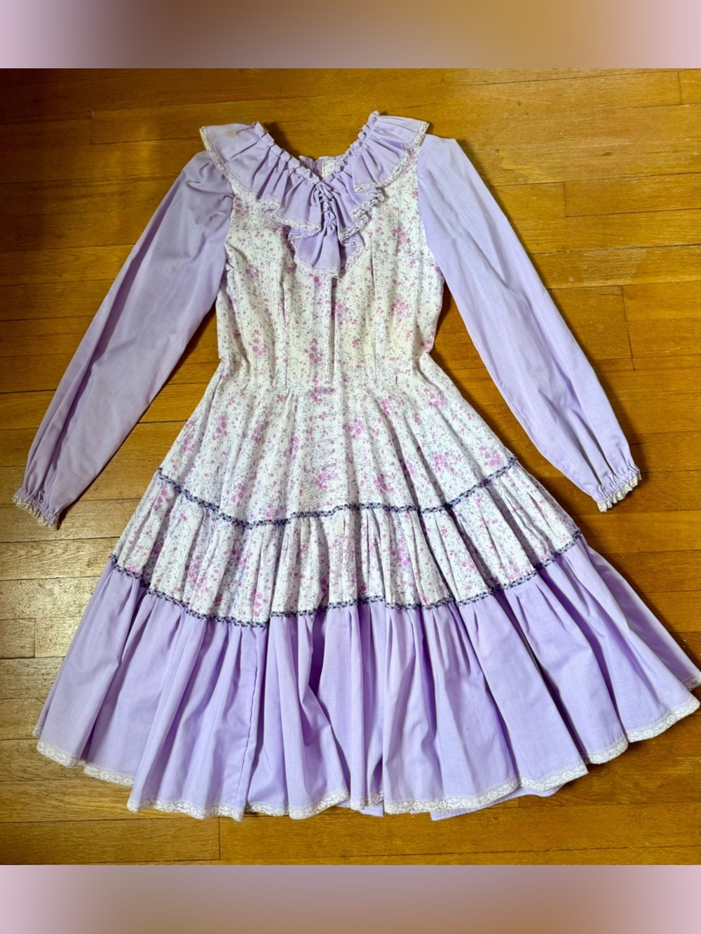 Vintage 1970’s Square Dance Originals Lavender Floral Dress Size 10